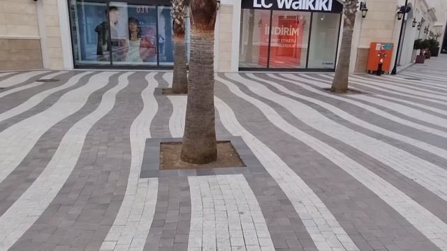 The Land of Legends Шоппинг зимой ЧТО ЗДЕСЬ МОЖНО КУПИТЬ? Наши покупки в Турции. смотреть онлайн