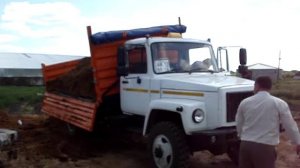 Автопоезд ГАЗ-САЗ-25064 Земляк и самосвальный прицеп САЗ-83173