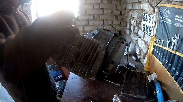 Завёл МОТОЦИКЛ спустя 10 лет простоя СМОТРЕТЬ ДО КОНЦА смотреть онлайн