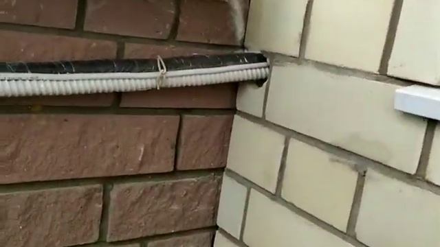 Волгоград 8 902 093 01 93.Закладка трассы для кондиционера в стену на стадии ремонта квартиры. смотреть онлайн