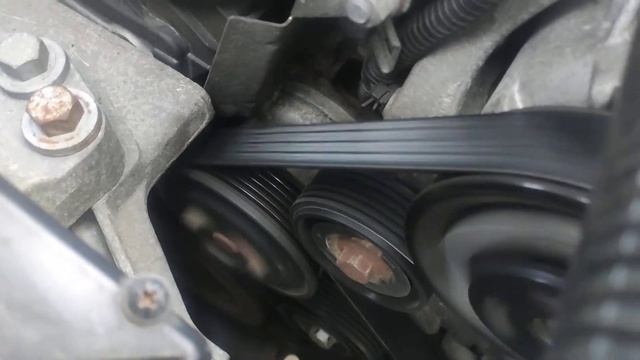 Астра J.  Свист в районе генератора,  на холодную.