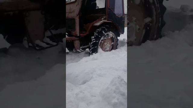 чистка двора на т16 смотреть онлайн