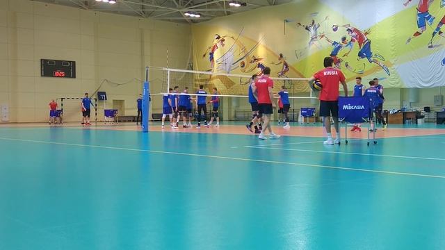 Волейбол. Тренировка сборной России. Игровое упражнение 6х6. Russia volleyball team. Training 6х6. смотреть онлайн