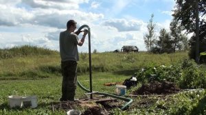 Скважина на глине(глина с песком), вода пошла.