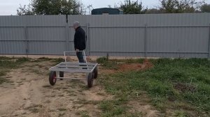 Тележка  4-х колёсная,  легко  разбираемая. с передней поворотной осью, универсальная, своими рукам