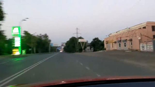 Пустой утренний город на TTS смотреть онлайн