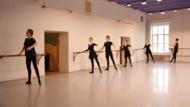 Соломинцы. Танец смотреть онлайн