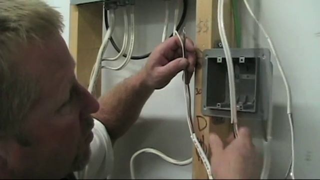 How to Wire a Switch Part Two: Installing the Cables into the Box смотреть онлайн