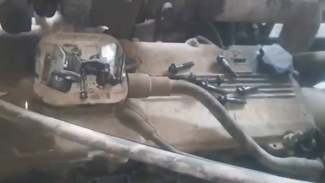 Техничка. Замена топливной трубки на Dongfeng. Двигатель Cummins 9. смотреть онлайн