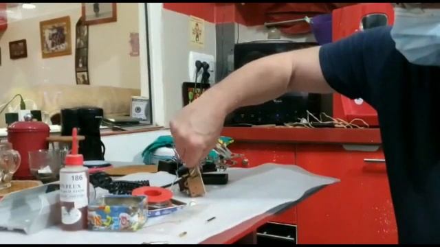 Как мы. на кухне паяли плату. смотреть онлайн