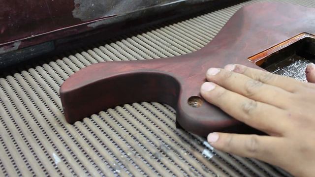 COMO FAZER EFEITO MOGNO NA GUITARRA - Restauração Ibanez RG 320 PG (Final) | O Músico смотреть онлайн