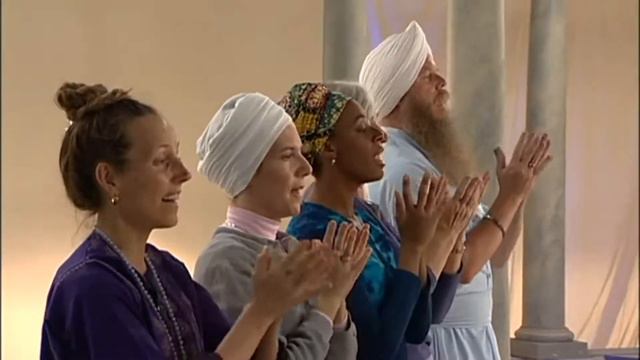 Active Meditation - Peace to all / Life to all - Kundalini Yoga - Gurudass Kaur смотреть онлайн