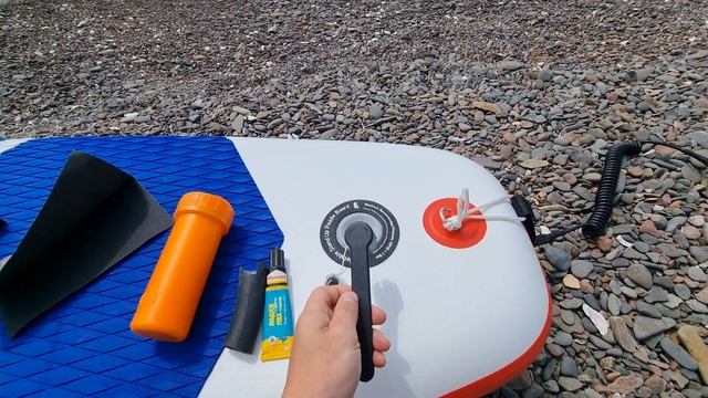 Как заклеить травящий клапан сап доски. Как починить сап, остановить потерю воздуха. смотреть онлайн