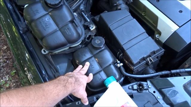 Замена расширительного бачка, Мерседес W140. Gena W140