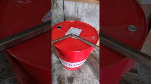 мусорка из бочки горизонтальная