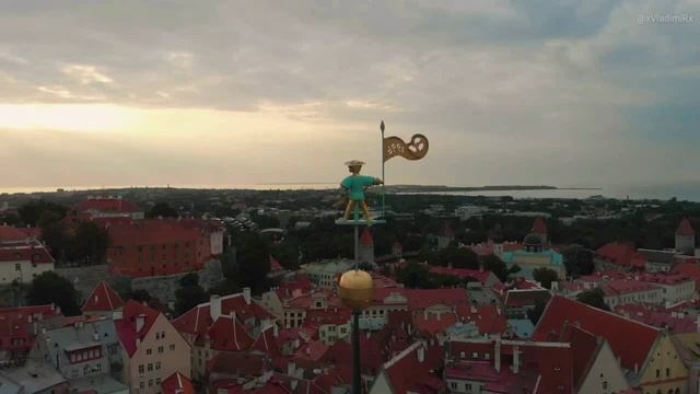 Старый Тоомас. Короткий видеообзор. История достопримечательности. Легенда о флюгере Старый Тоомас. смотреть онлайн