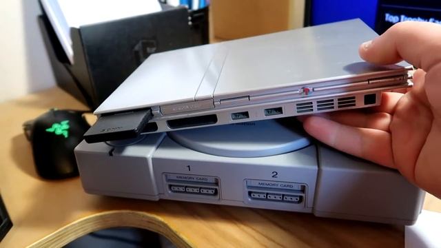 UNBOXING AN ORIGINAL PLAYSTATION 1!! (1997 Model)