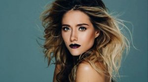 ИЗВЕСТНЫЙ ПЕВЕЦ! Кто муж и есть ли дети у известной артистки Юлии Паршуты?