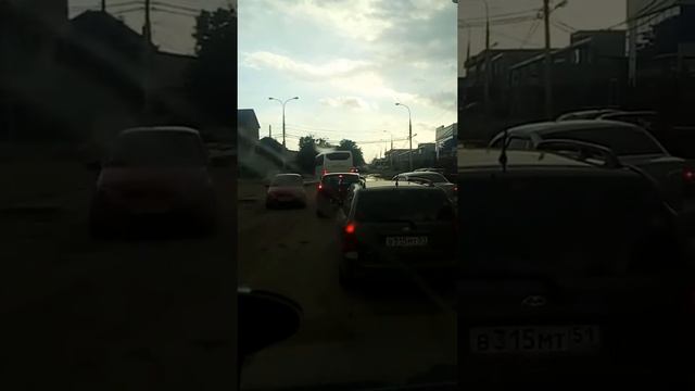 Краснодар. Ул. Новороссийская. Дороги не сделаны до сих пор смотреть онлайн