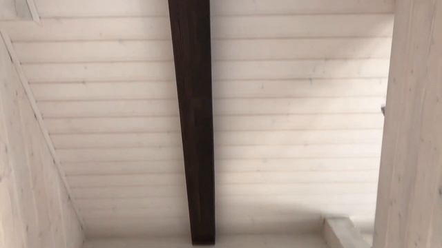 Отделка потолков вагонкой в загородном доме смотреть онлайн