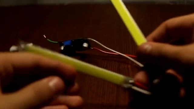 Как сделать мощный фонарик смотреть онлайн