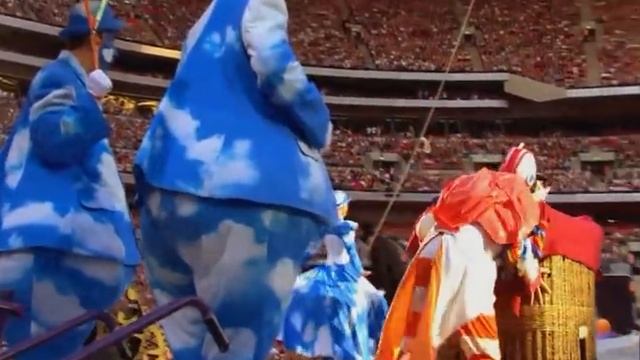 Take That Present: The Circus Live - The Adventures of a Lonely Balloon смотреть онлайн