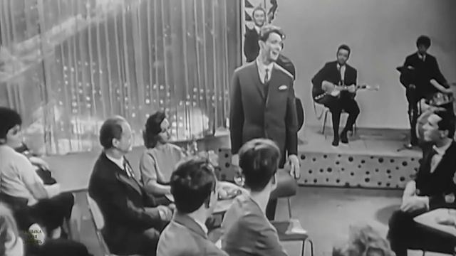 Юрий Гуляев. Обнимая небо смотреть онлайн