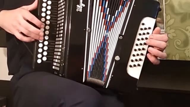 Вальс "Амурские волны" (разбор на гармони) смотреть онлайн