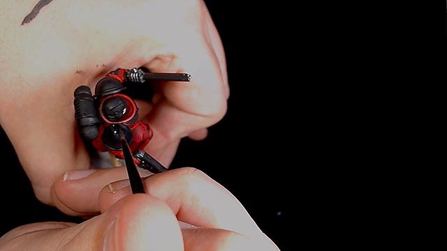 Space Marine Flesh Tearers Painting Tutorial смотреть онлайн