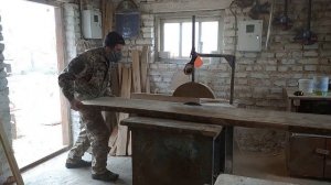 Изумительный резной стол из массива дуба.Резьба по дереву.