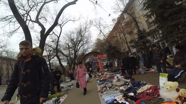 Барахолка на железнодорожном вокзале Кишинёв 2 смотреть онлайн