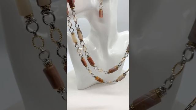 Удлиненное колье на каждый день #formula_bijou #украшения #аксессуары #модныетенденции #мода смотреть онлайн