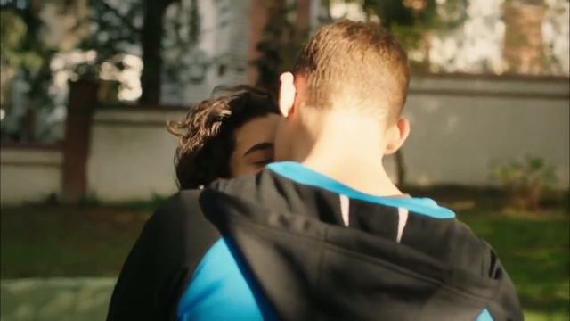 18- поцелуй Керема и Зейнеп смотреть онлайн