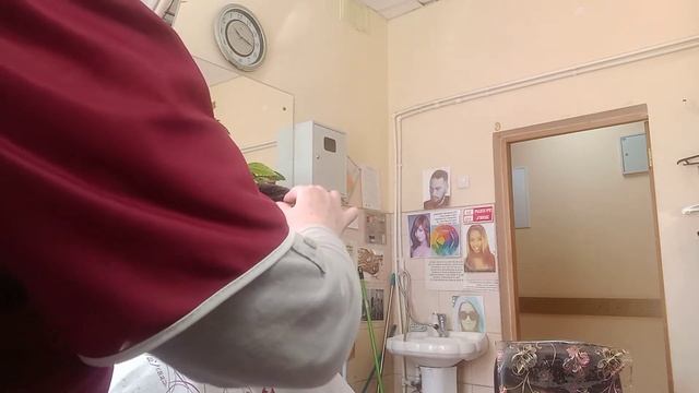 Спортивная с челкой - стрижём. смотреть онлайн