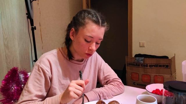 влог. станцевали Конька-горбунка. завтра едем в Баден - Баден смотреть онлайн