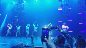 Ricky Martin 4k Drop It On Me (All In) Park Theater at Monte Carlo, Las Vegas 09/15/2017