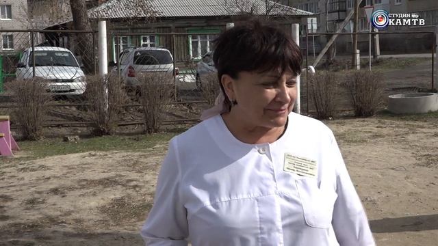 Поздравления принимают сотрудники Скорой медицинской помощи смотреть онлайн