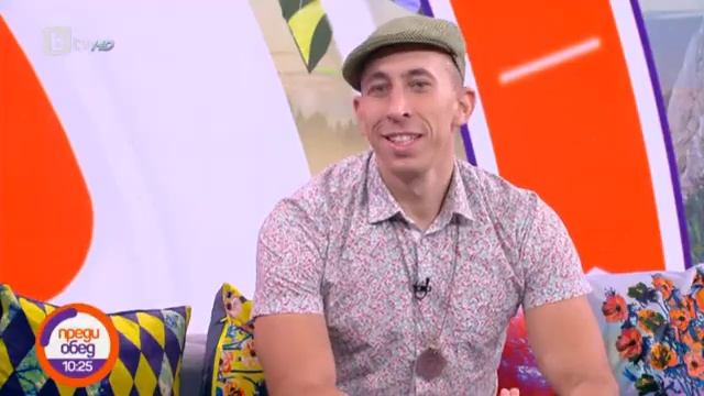 Преди обед: Как футуристичният роман "It Remains" обиколи света смотреть онлайн