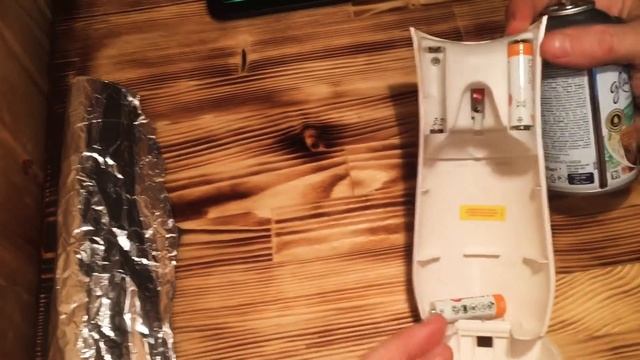фольга + Glade = Air Wick работает с баллончиком от Glade. Обман датчика Air Wick....