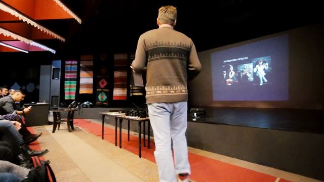 Моменты с презентации. Красноярск, Александр Медведев фотограф смотреть онлайн