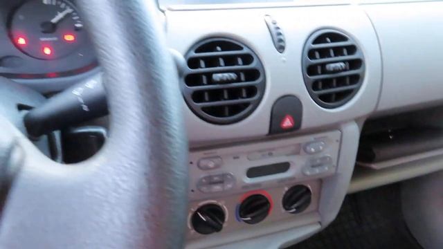 2002 Renault Kangoo 1.2 16V, 54000km смотреть онлайн