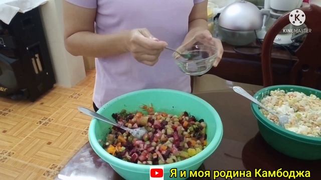 Оливье, венигрет и голубцы по кхмерски в Камбодже