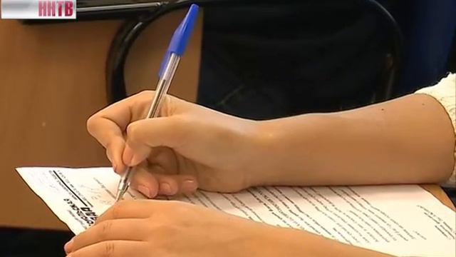 "Коммунисты России" предлагают вернуть красному флагу статус государственного символа смотреть онлайн