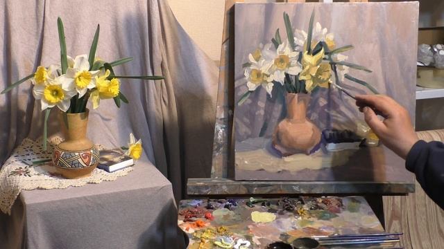 натюрморт с натуры при искусственном свете, пишу букет цветов нарцисса, timelapse, oilcolorpanting смотреть онлайн
