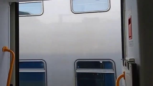 Пассажирский поезд 027/028 с сообщением Москва-Симферополь прибывает на ст. Владиславовка