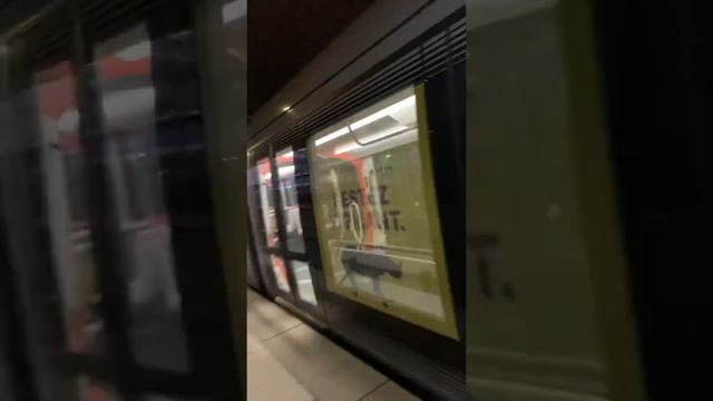 Tramway (rhinocéros) à Herouville saint claire смотреть онлайн