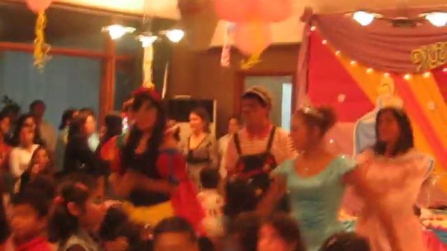 FERNANDO LEON ESPECTACULOS..SHOW INFATIL PRINCESAS. смотреть онлайн