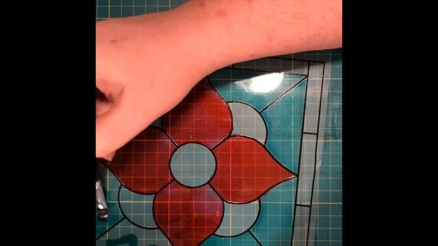 Silhouette Cameo Faux Stained Glass -Sun Catcher Craft смотреть онлайн