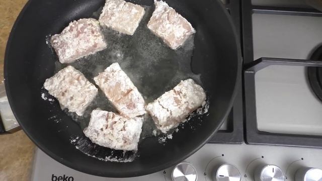 Как жарят рыбу в моей семье / Популярный рецепт с семейным секретом / Рецепты Другой Кухни смотреть онлайн