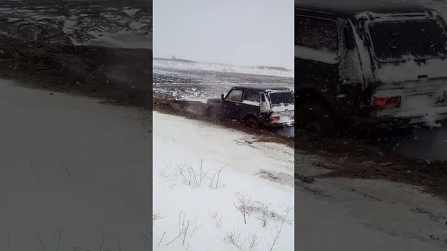 Нива 4х4 по грязи смотреть онлайн
